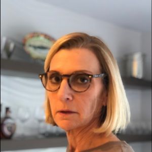 Meet your Posher, Sharon